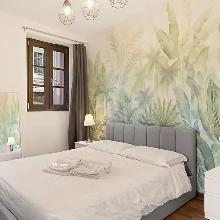 Vakantiehuis - Magic Garden House - View *