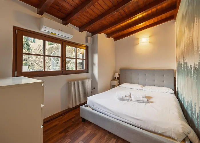 - Magic Garden House - View Vakantiehuis
