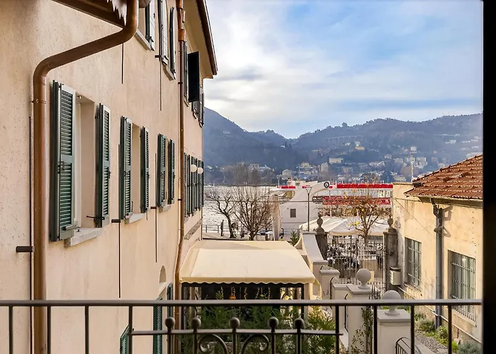 - Magic Garden House - View Como