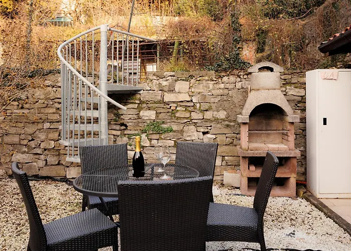 - Magic Garden House - View Vakantiehuis Como